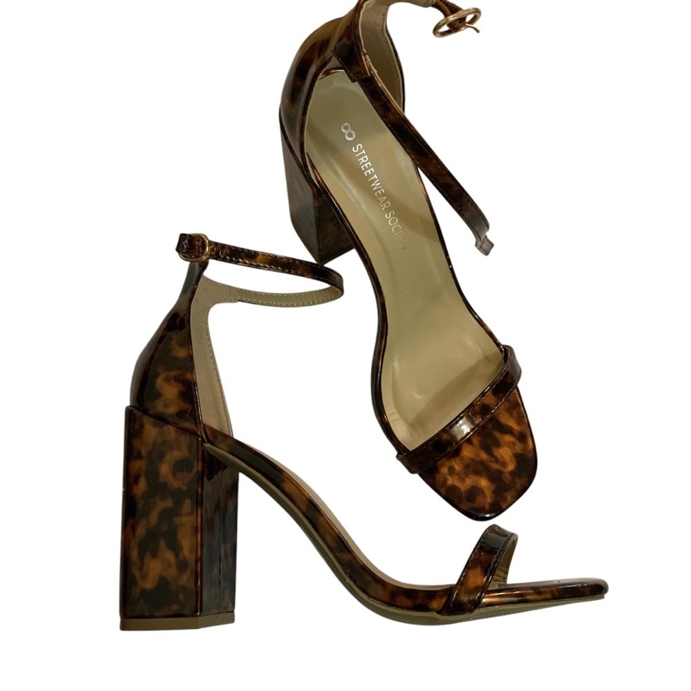 Streetwear‎ Society 8 Leopard Chunky Heel Sandals